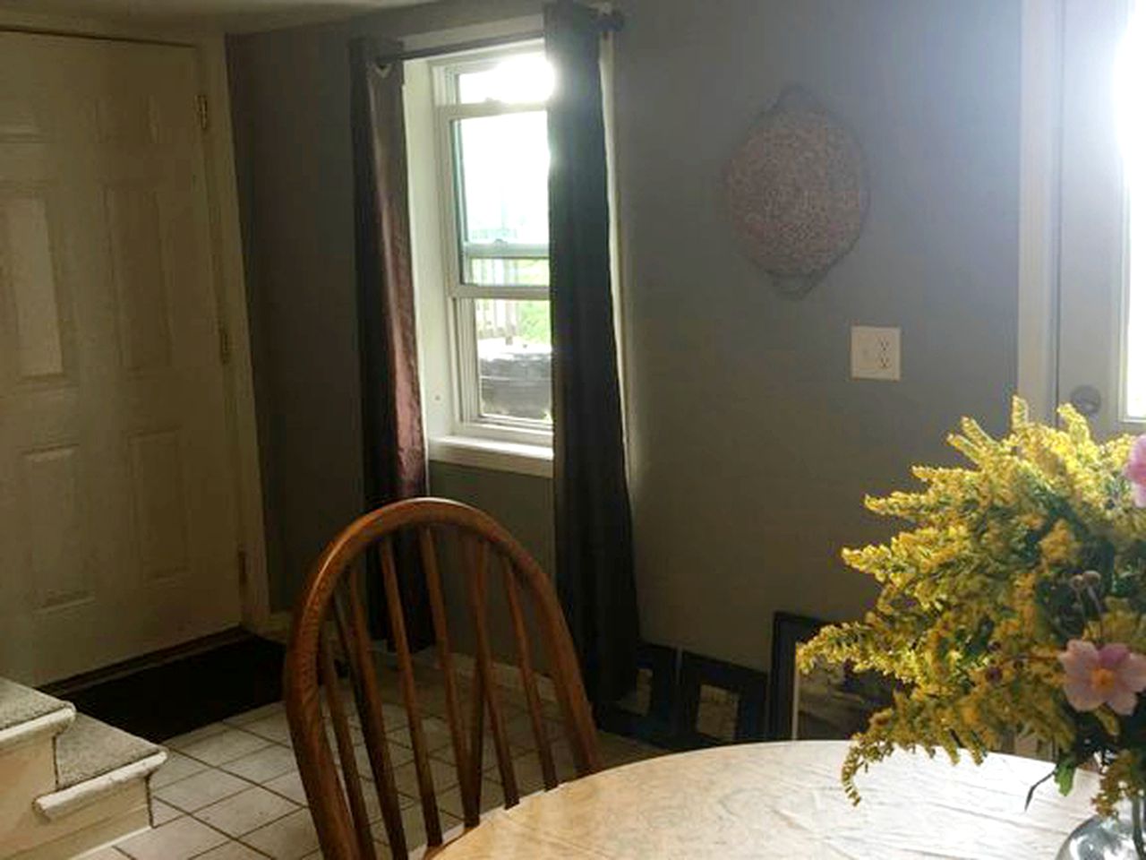 Lovely Cottage Rental with a Pool and Stunning Garden near Grand Rapids in Michigan