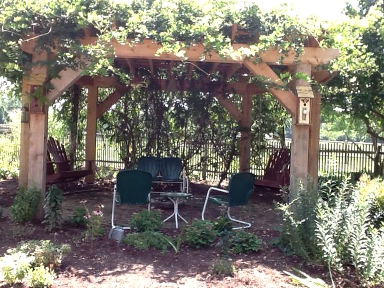 Secluded Country Cabin Rental with Beautiful Garden Space near Fayetteville, Arkansas