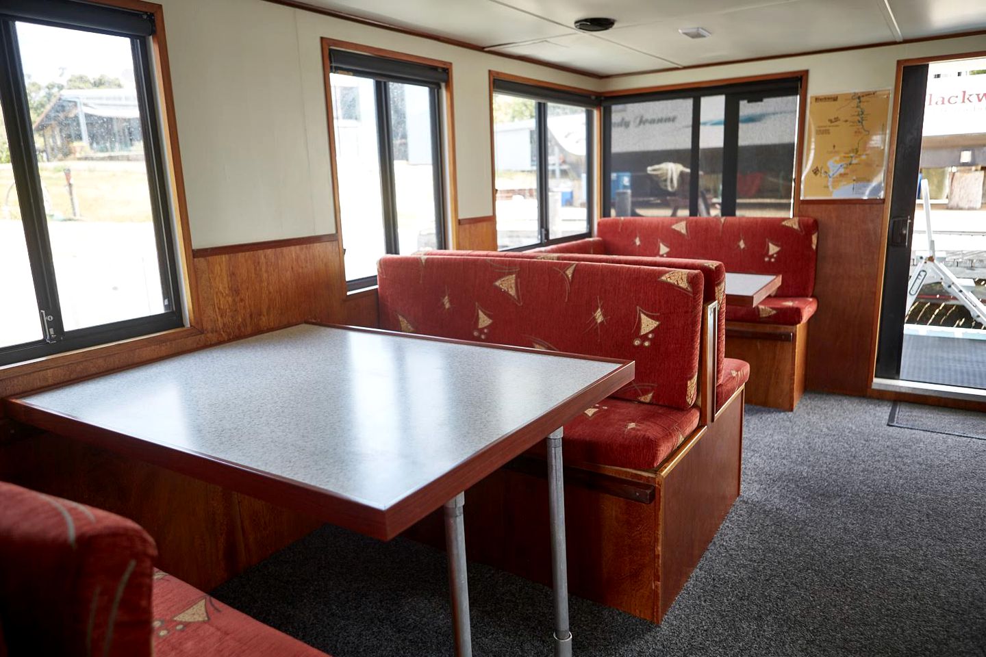 Lovely Floating Rental for a Unique Vacation in Augusta, Western Australia