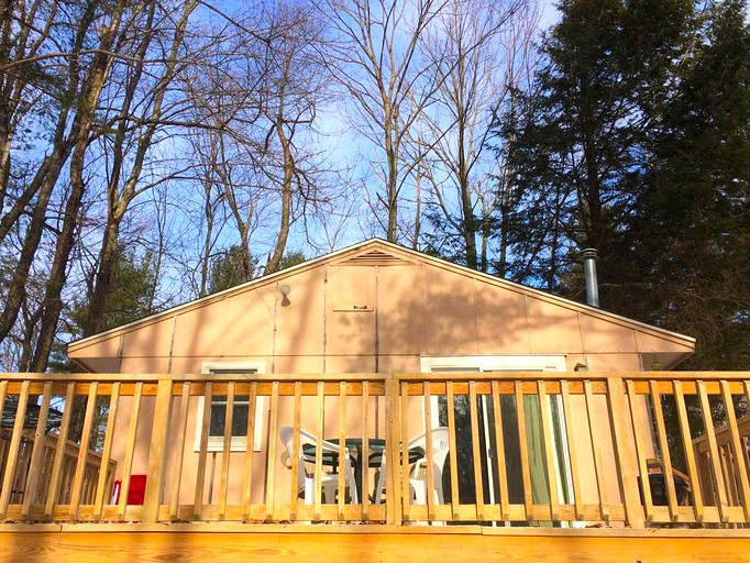 Lake Cottage Rental Springfield, Massachusetts Glamping Hub