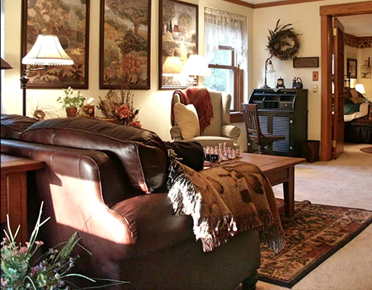 Spacious Pet-Friendly Accommodation for Two Guests near Lincoln, Nebraska
