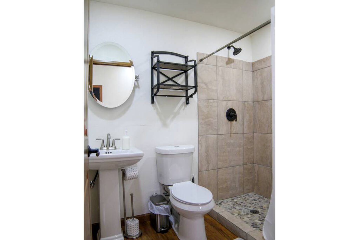 Lovely Riverside Cabin Rental in New Braunfels, for Memorable Vacations in Texas