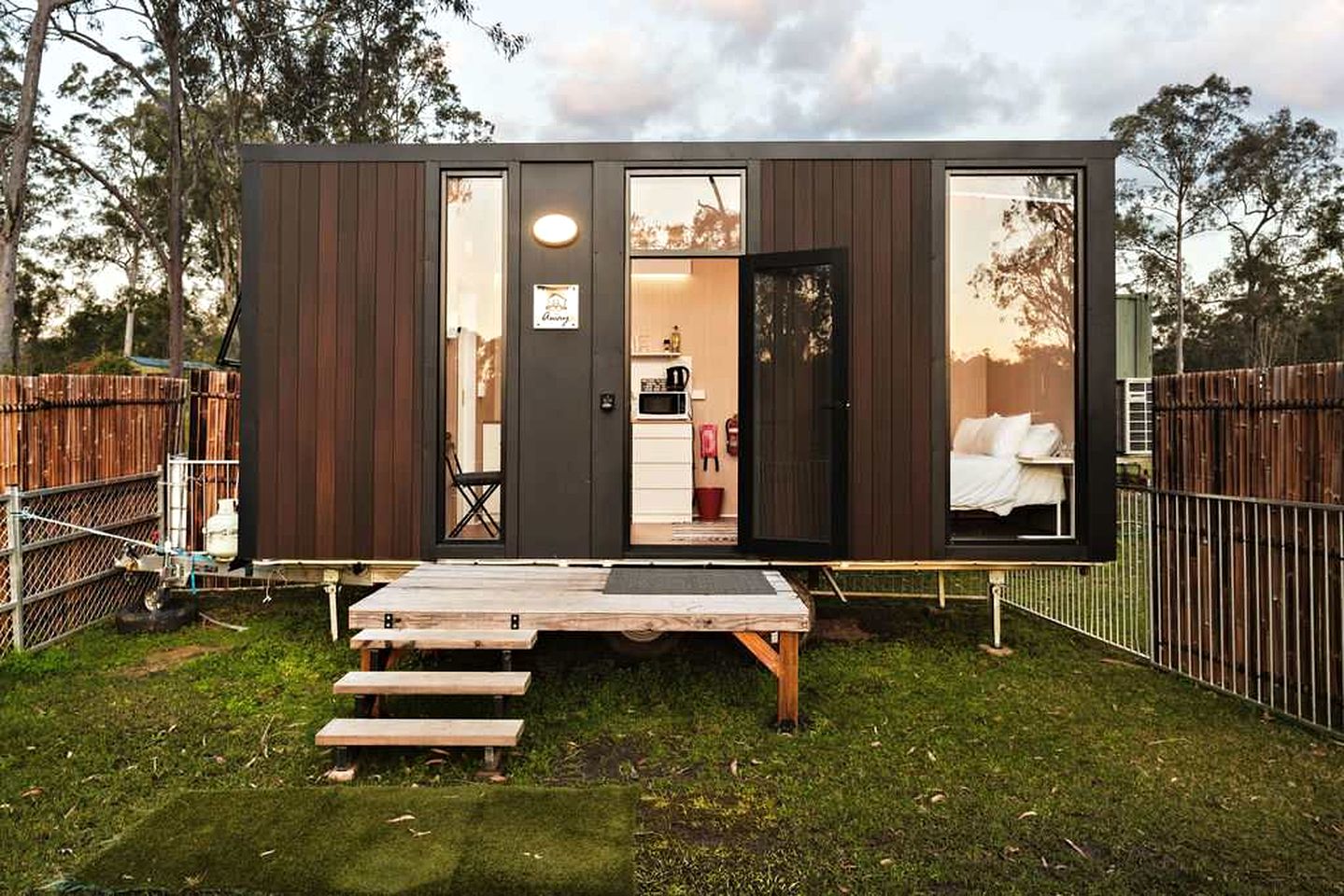 Tiny Houses (Australia, Wongawallan, Queensland)