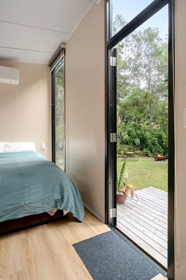 Lovely Tiny House Surrounded by Wildlife in Queensland