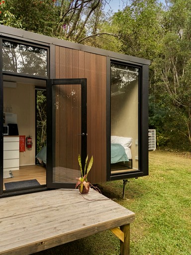 Tiny Houses (Australia, Bahrs Scrub, Queensland)