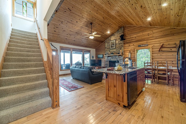 Cabins (United States of America, Cleveland, Georgia)