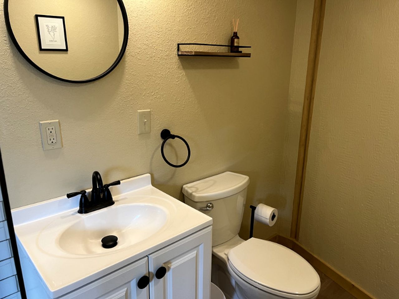 Lovely Yurt Getaway in Colorado, for Nature Escapes to South Fork