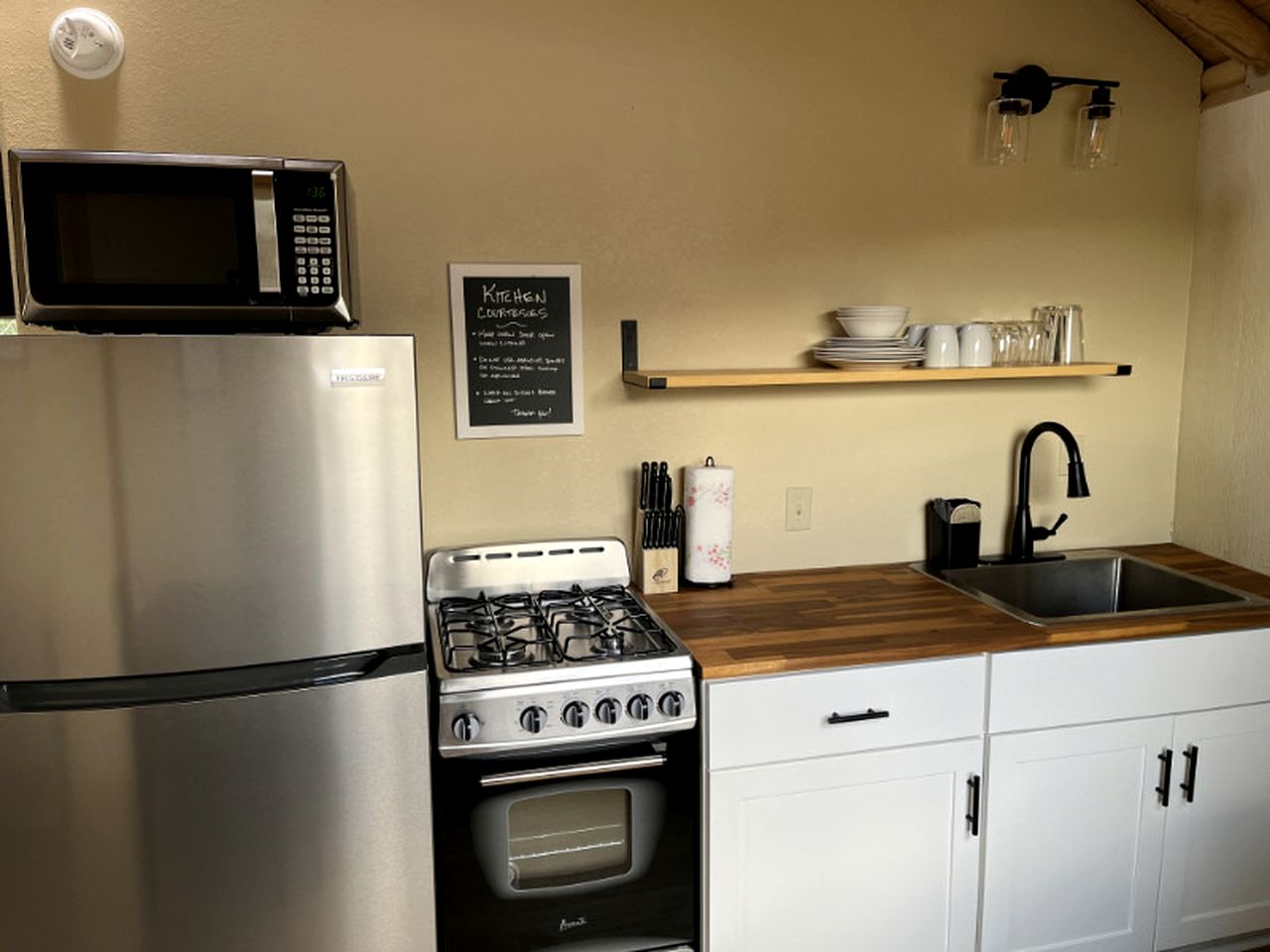 Lovely Yurt Getaway in Colorado, for Nature Escapes to South Fork