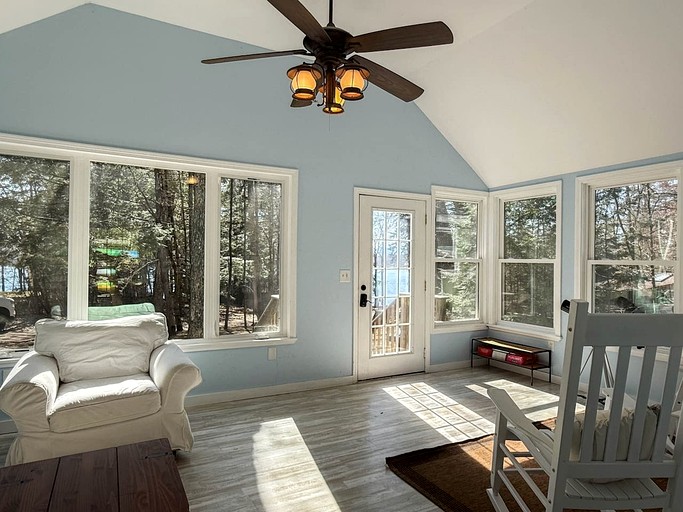 Cabins (United States of America, Fryeburg, Maine)