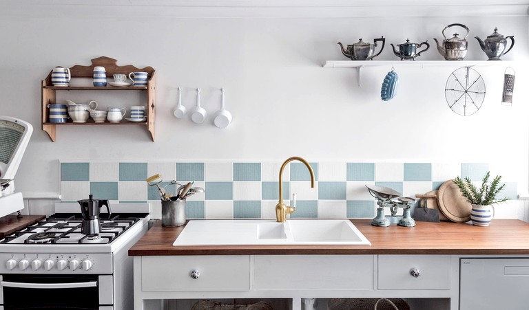 Cabins (Australia, Daylesford, Victoria)