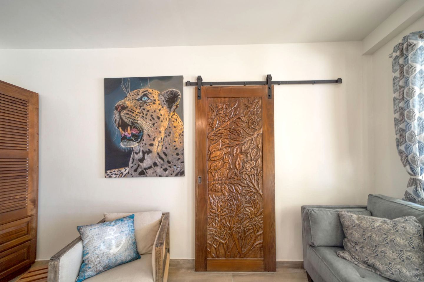 Beautiful Beach House with Swimming Pool and Gorgeous Ocean VIews in Belize City, Belize District