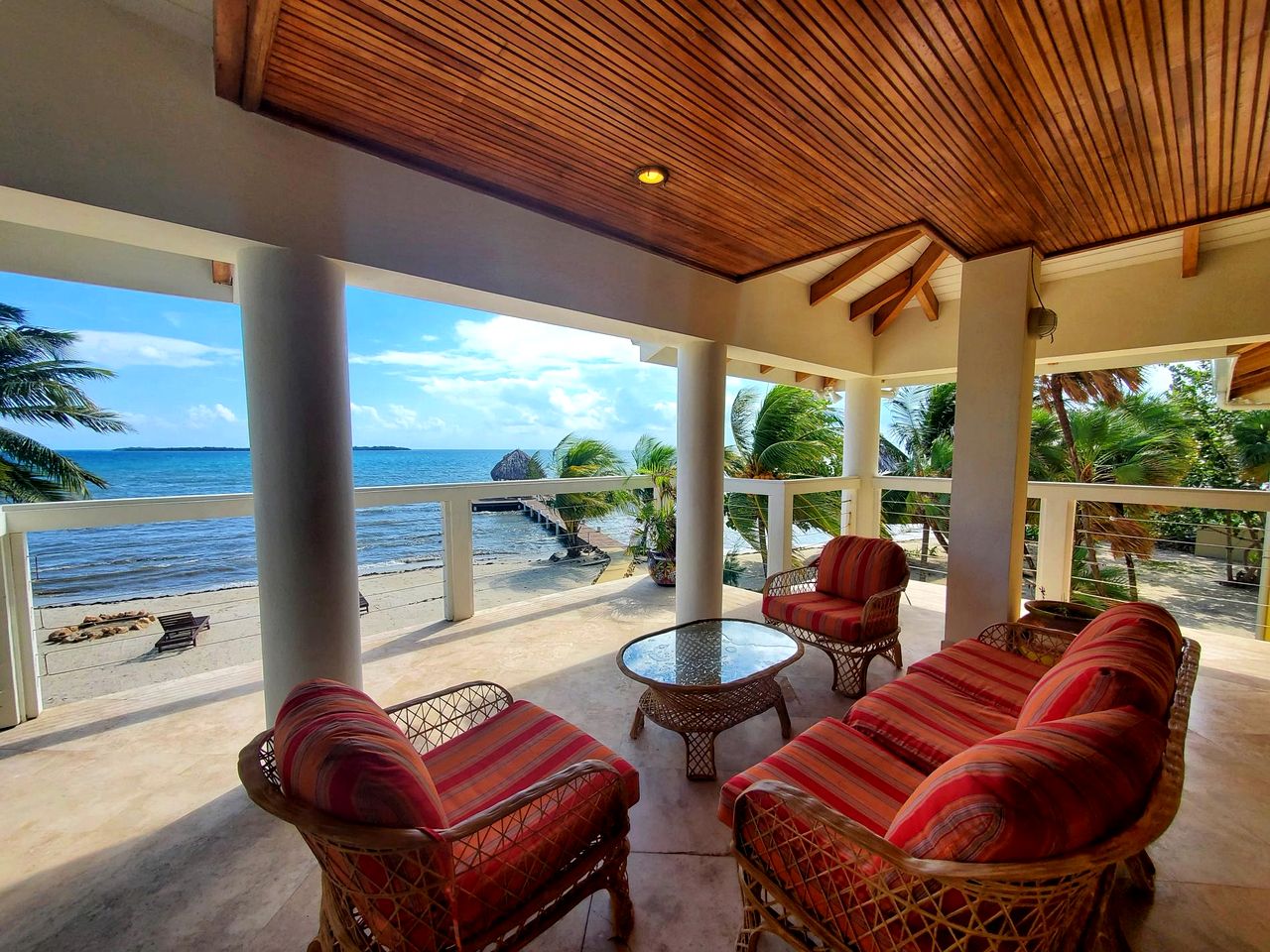 Beautiful Beach House with Swimming Pool and Gorgeous Ocean VIews in Belize City, Belize District