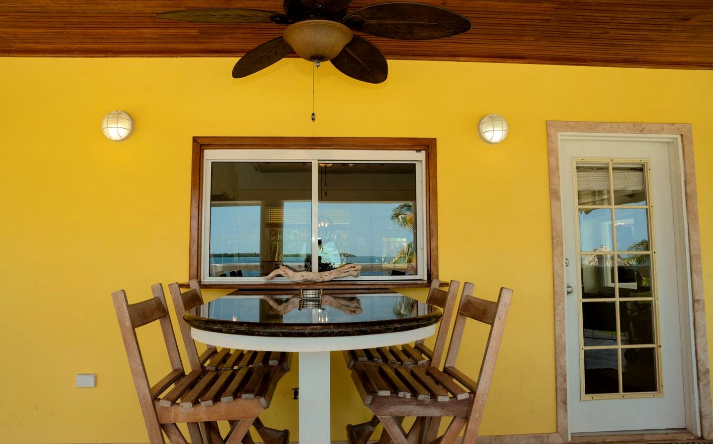 Beautiful Beach House with Swimming Pool and Gorgeous Ocean VIews in Belize City, Belize District