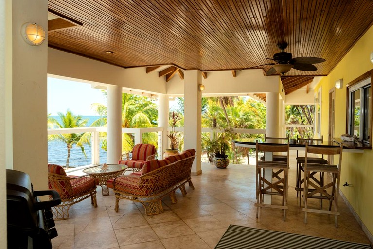 Beach Houses (Belize, Belize City, Belize District)