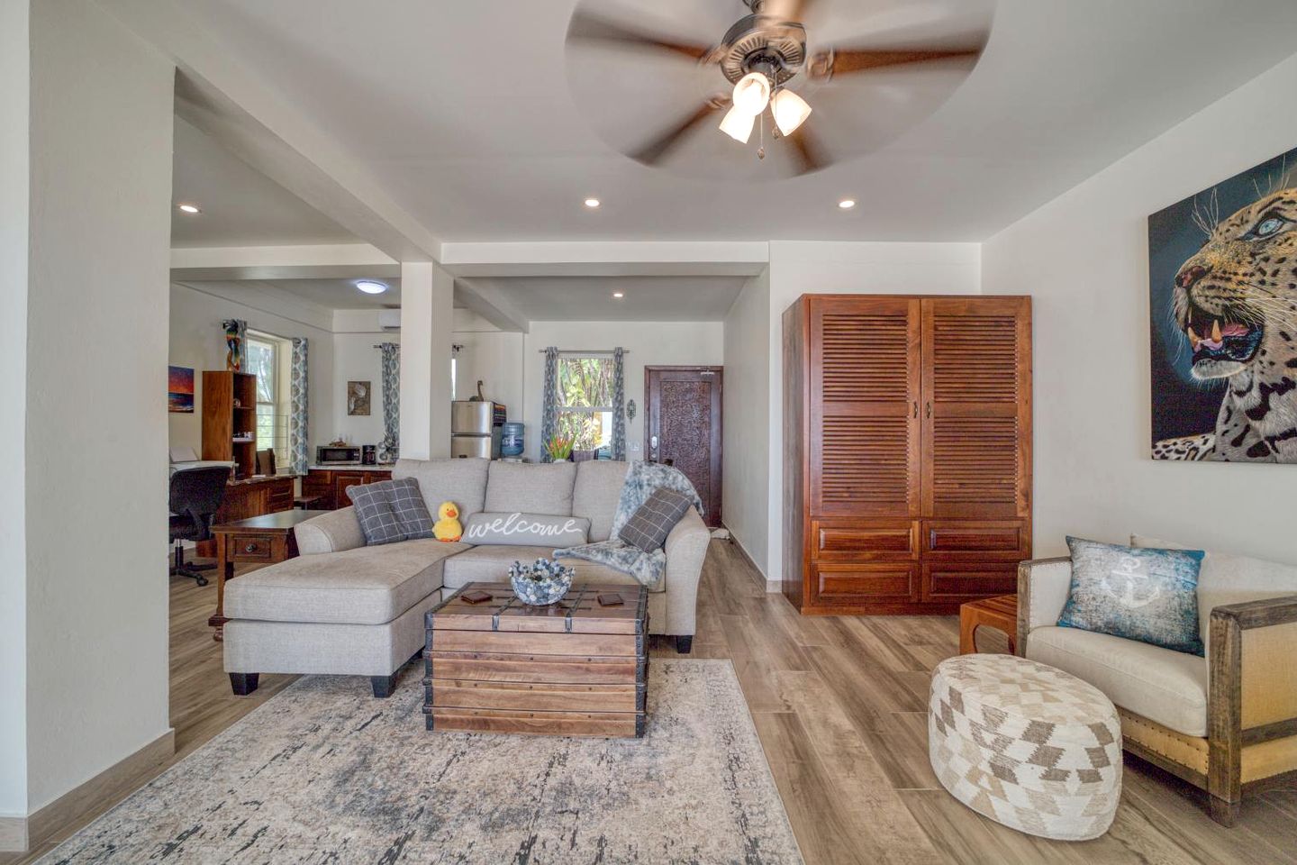 Beautiful Beach House with Swimming Pool and Gorgeous Ocean VIews in Belize City, Belize District