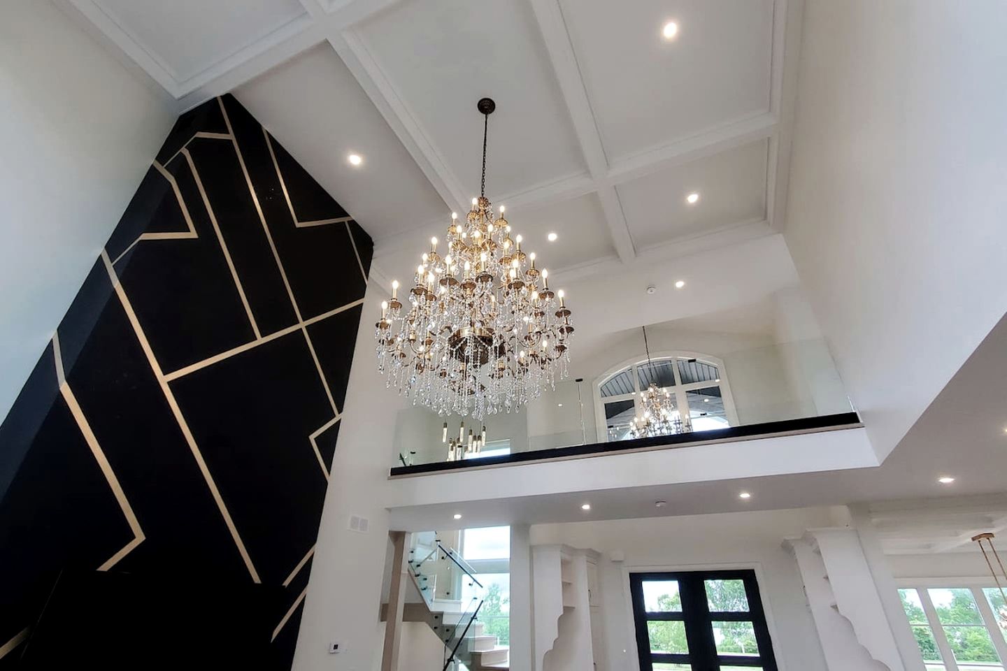 Luxurious Chalet with Stunning Niagara River Views near Niagara Falls, Fort Erie Ontario