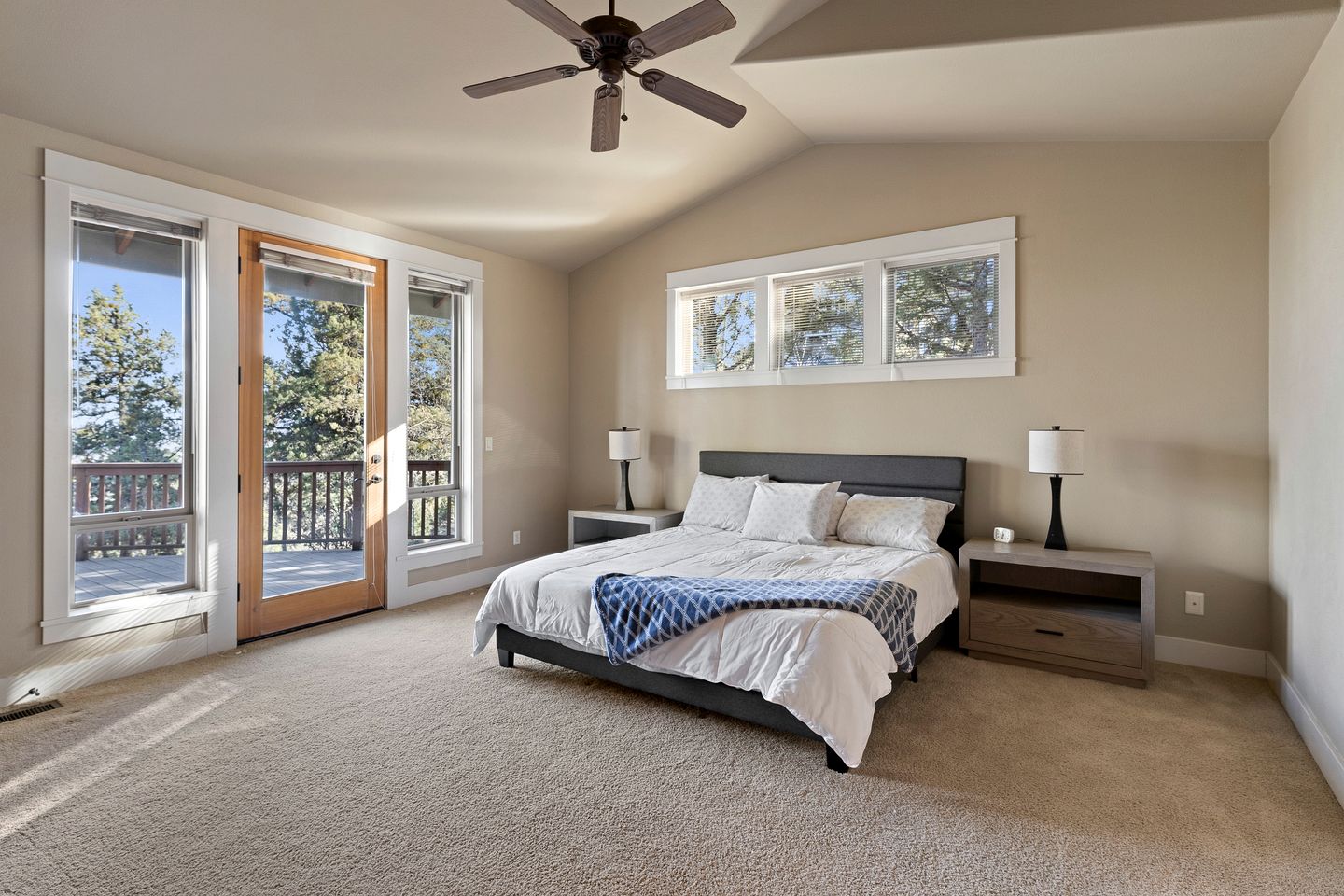 Beautiful Cabin with Fireplace and Barbecue in Bend, Oregon