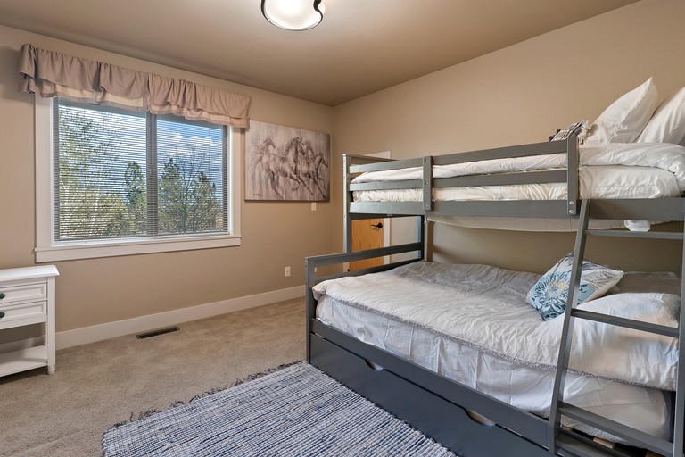 Cabins (United States of America, Bend, Oregon)
