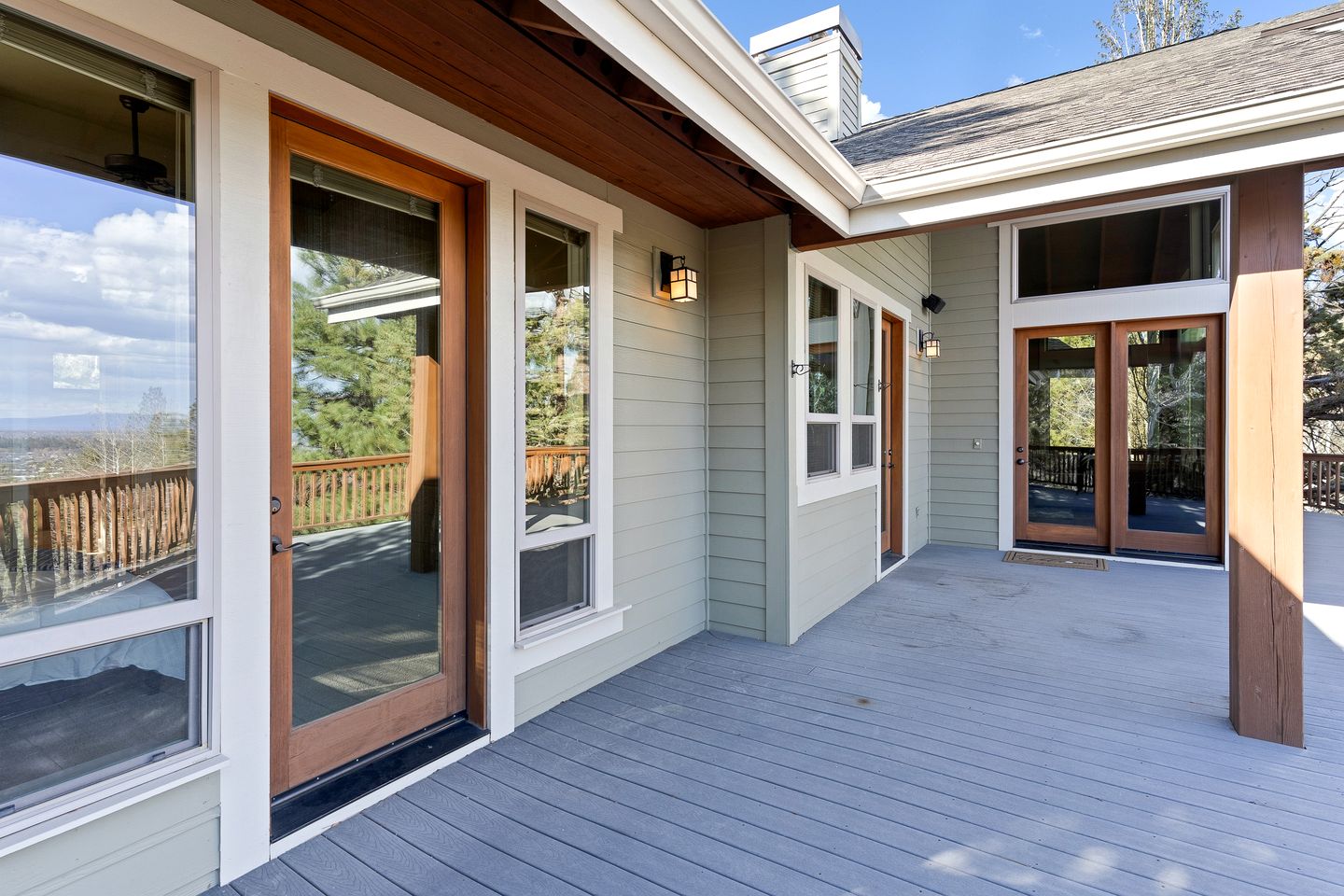 Beautiful Cabin with Fireplace and Barbecue in Bend, Oregon