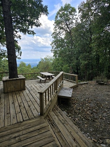 Cabins (United States of America, Rising Fawn, Georgia)