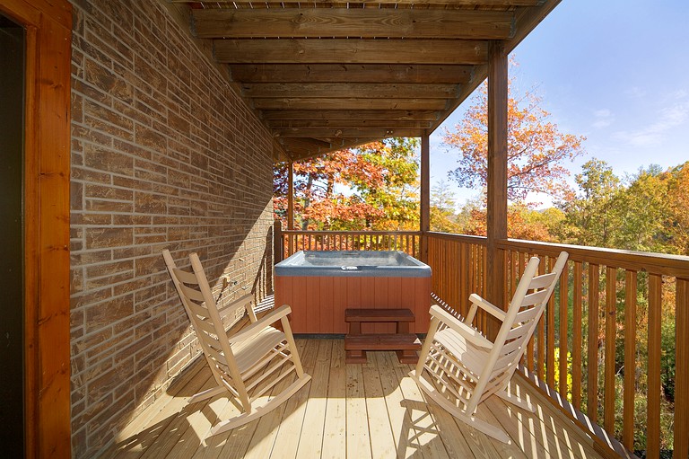 Cabins (United States, Gatlinburg, Tennessee)