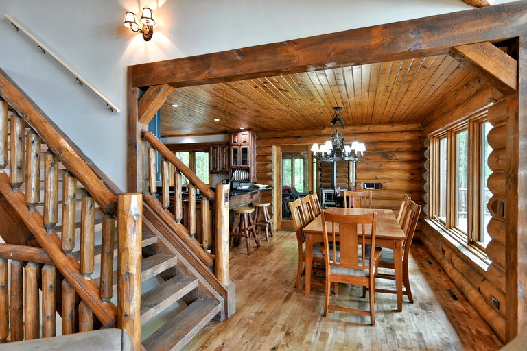 Log Cabins (United States of America, Hayward, Wisconsin)