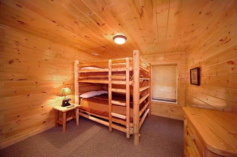 Cabins (United States, Gatlinburg, Tennessee)