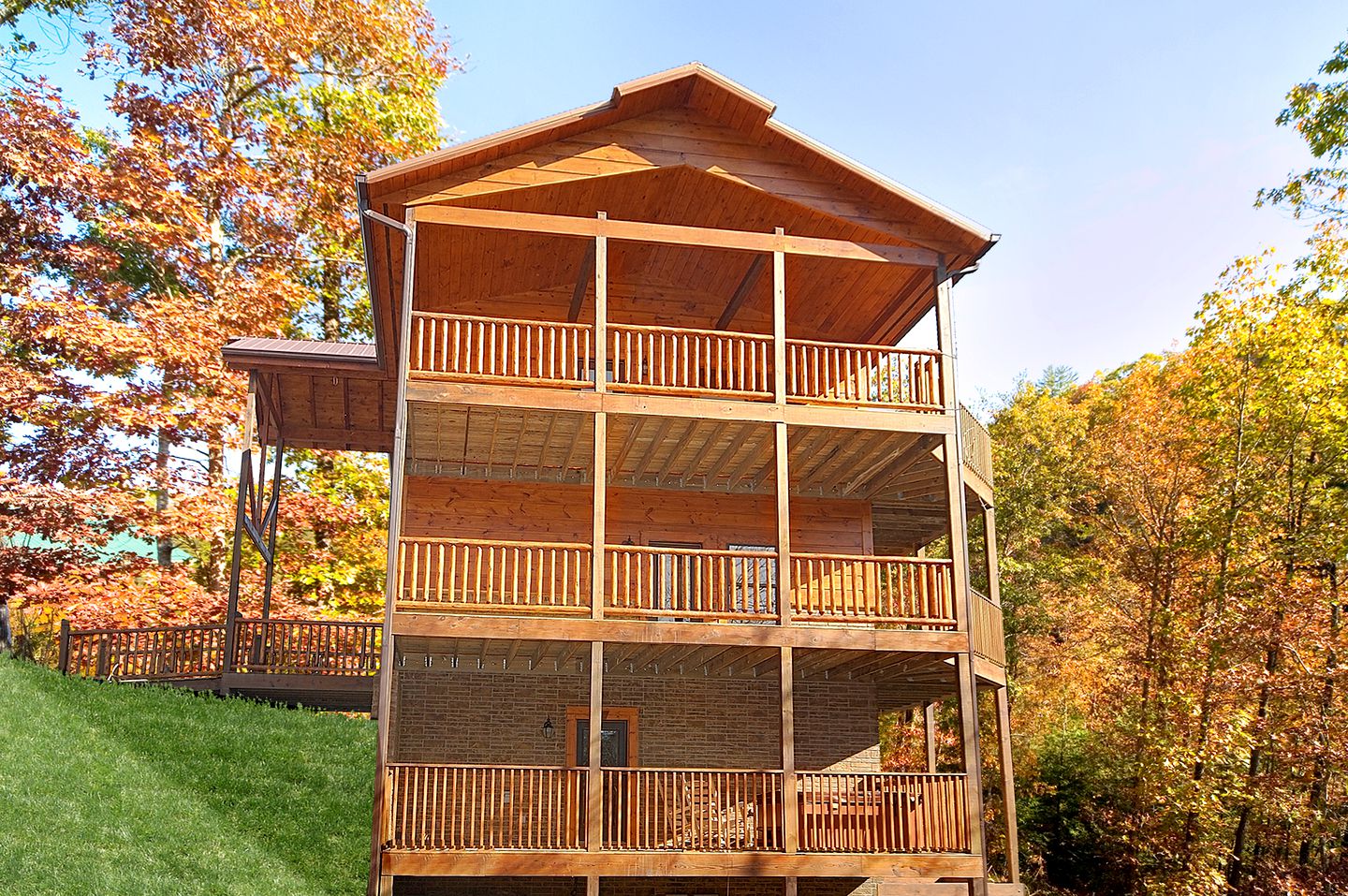 Cabins (United States, Gatlinburg, Tennessee)