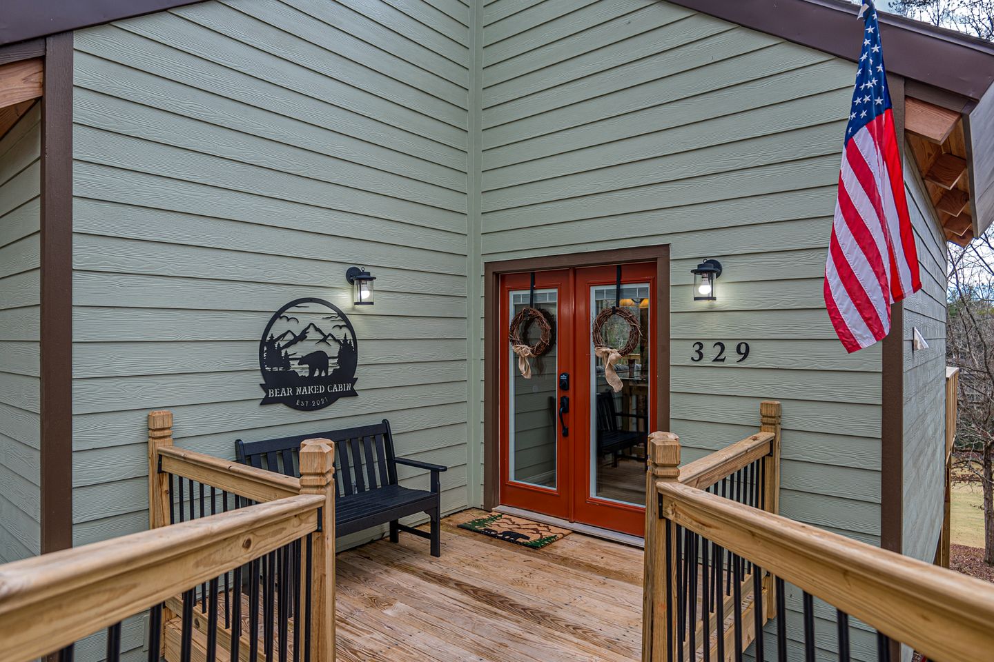 Luminous Cabin with Jacuzzi and Sauna in Helen, Georgia
