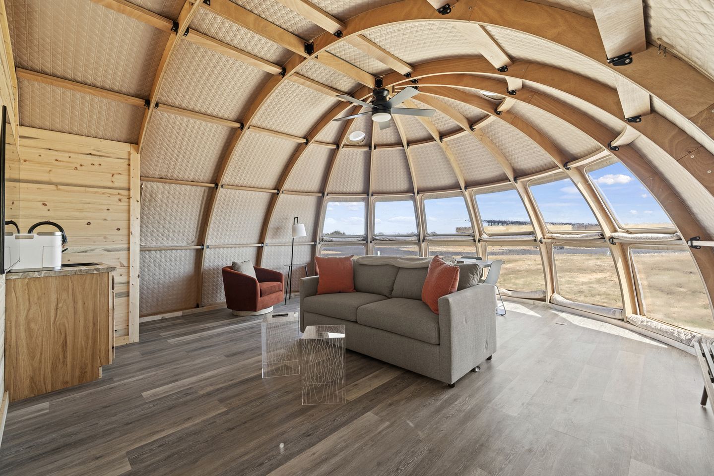 Luminous Pod Lovely for a Glamping Experience in Texas