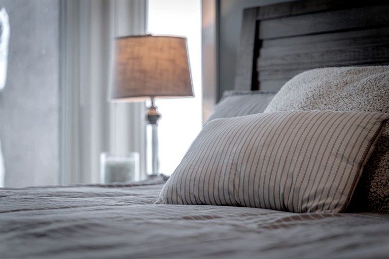 Cabins (Canada, Leamington, Ontario)