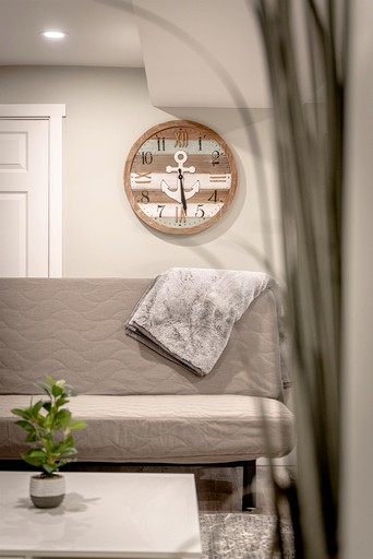 Cabins (Canada, Leamington, Ontario)