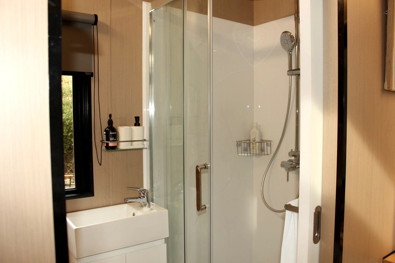 Tiny Houses (New Zealand, Owaka, South Island)