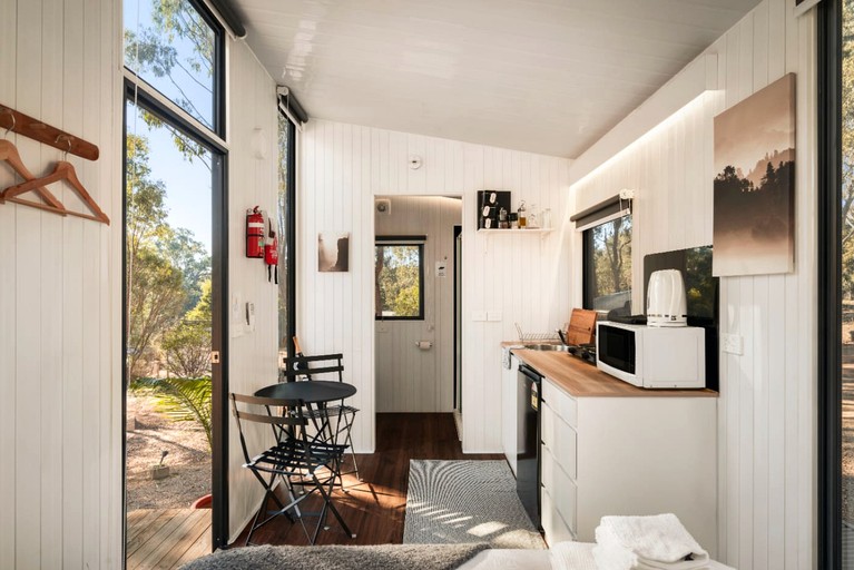 Tiny Houses (Australia, Howes Creek, Victoria)