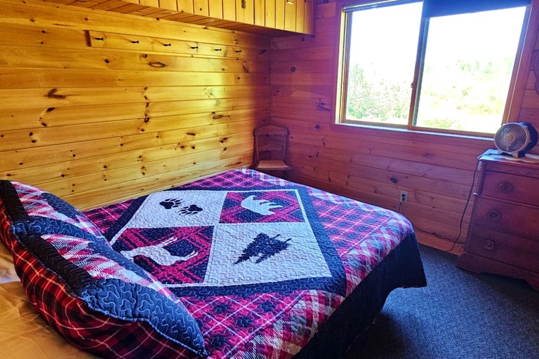 Cabins (United States of America, Lily Bay Township, Maine)
