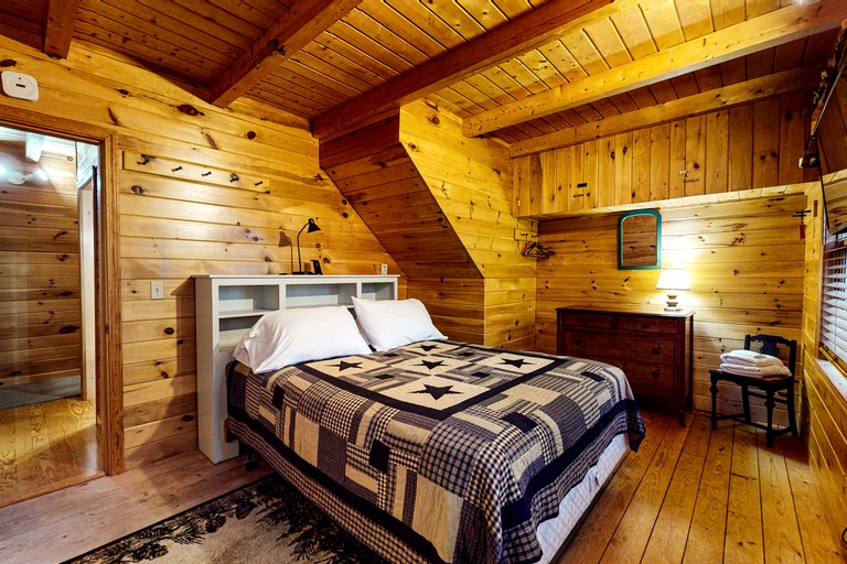 Cabins (United States of America, Lily Bay Township, Maine)
