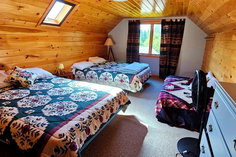 Cabins (United States of America, Lily Bay Township, Maine)