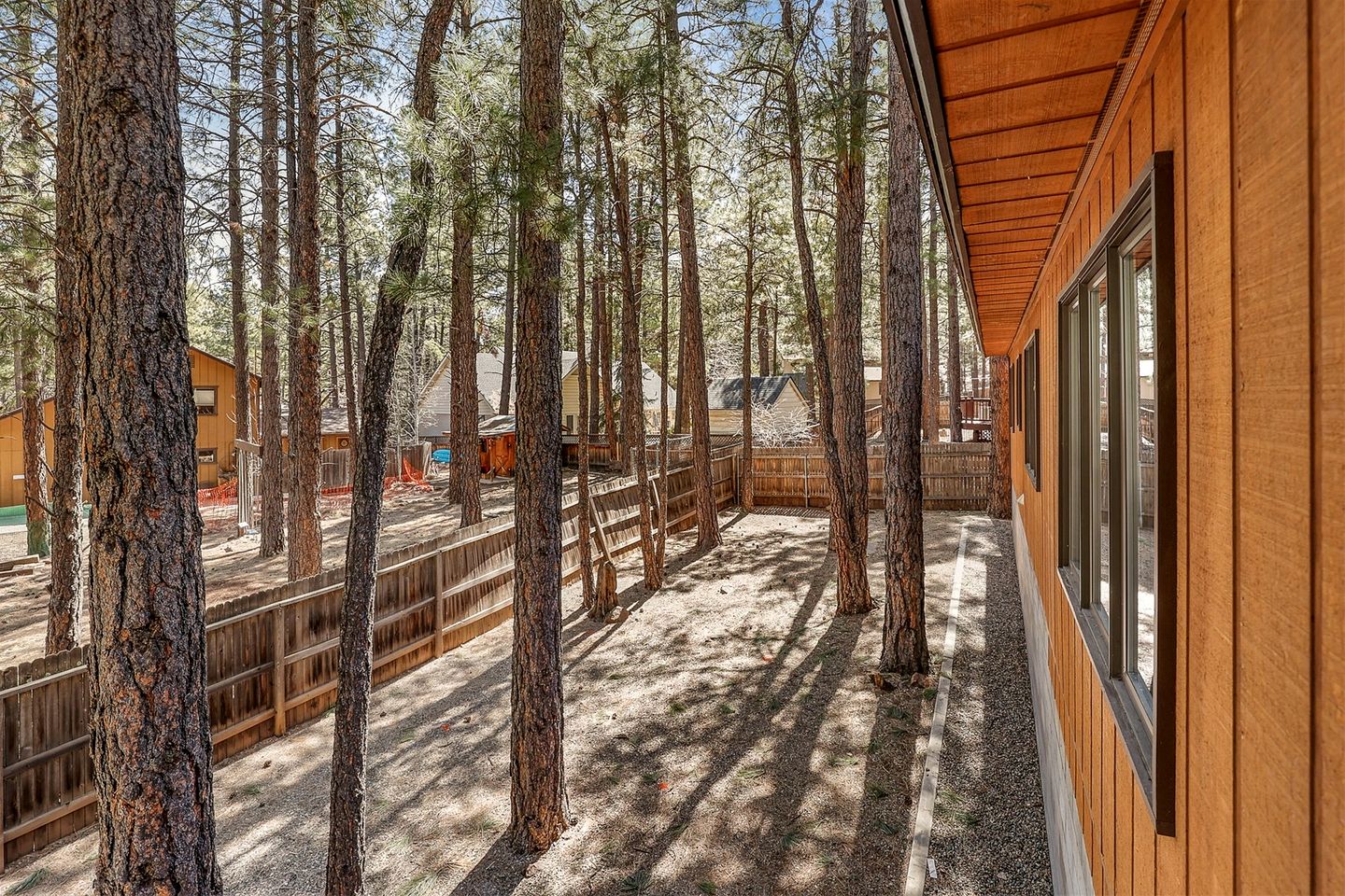Cozy Spacious Cabin with Pool Table for an Unforgettable Family Escape in Flagstaff, Arizona