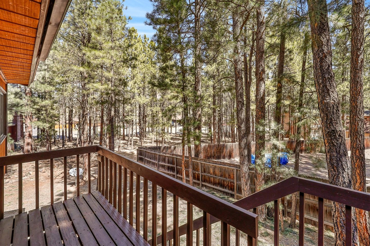 Cozy Spacious Cabin with Pool Table for an Unforgettable Family Escape in Flagstaff, Arizona