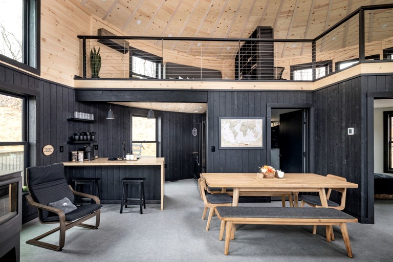 Yurts (United States of America, Luray, Virginia)