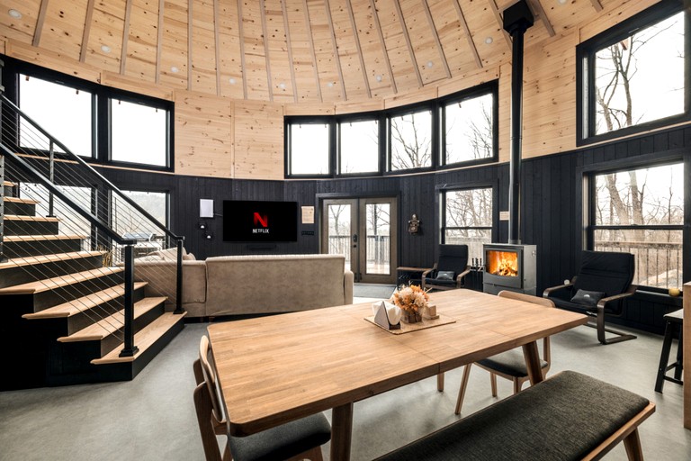 Yurts (United States of America, Luray, Virginia)