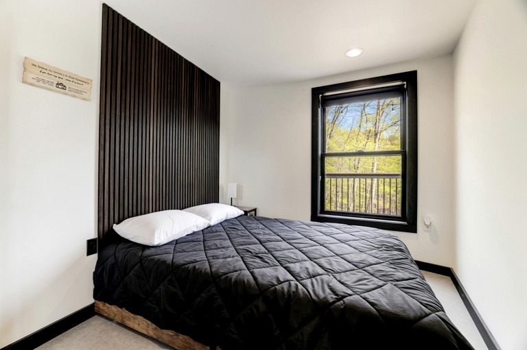 Yurts (United States of America, Luray, Virginia)