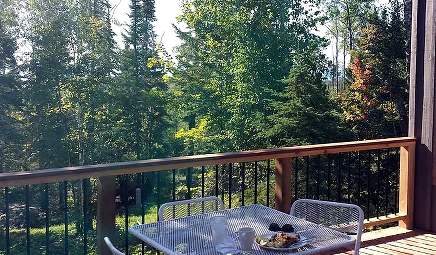 Rustic Cabin Rental with Views of Lake Superior in Minnesota