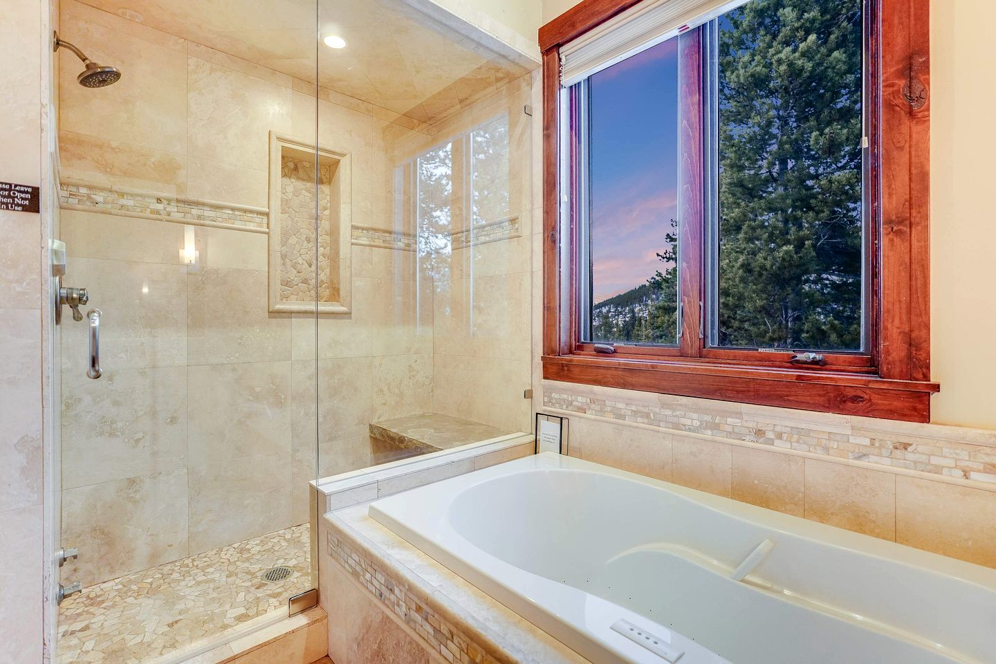 Luxurious Cabin with Game Room and Hot Tub in the Heart of the Rockies in Breckenridge, Colorado