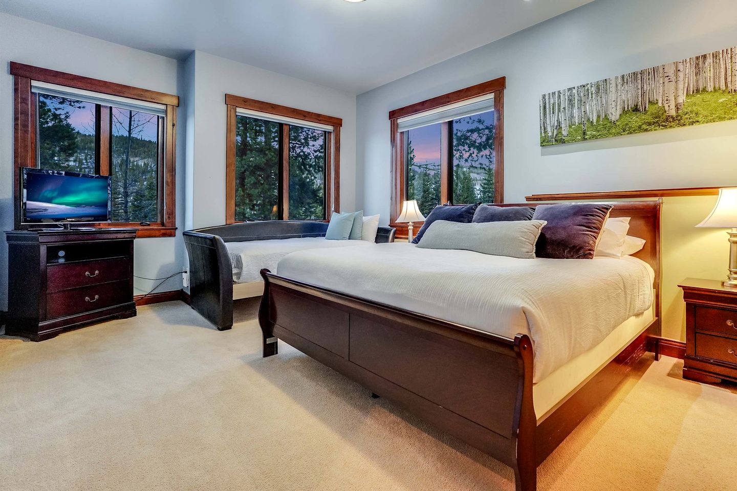 Luxurious Cabin with Game Room and Hot Tub in the Heart of the Rockies in Breckenridge, Colorado