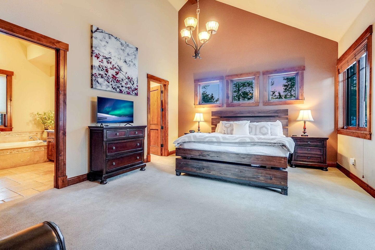 Luxurious Cabin with Game Room and Hot Tub in the Heart of the Rockies in Breckenridge, Colorado