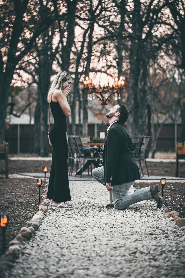 Opulent Luxury Villa Haven near Lake Walter E. Long in Texas