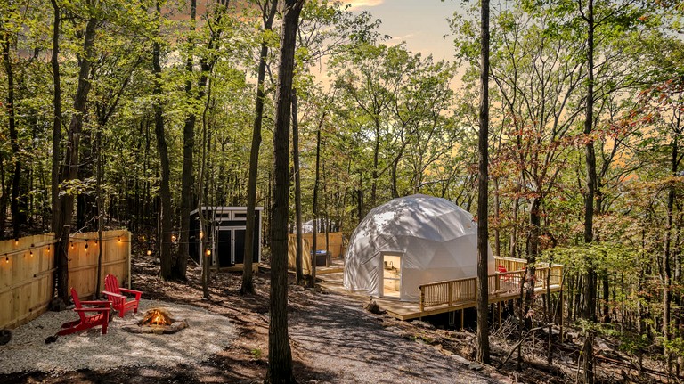 Domes (United States of America, Capon Bridge, West Virginia)