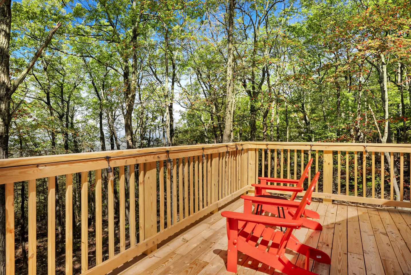 Outstanding Dome with Fire Pit and Hot-tub in Capon Bridge, West Virginia