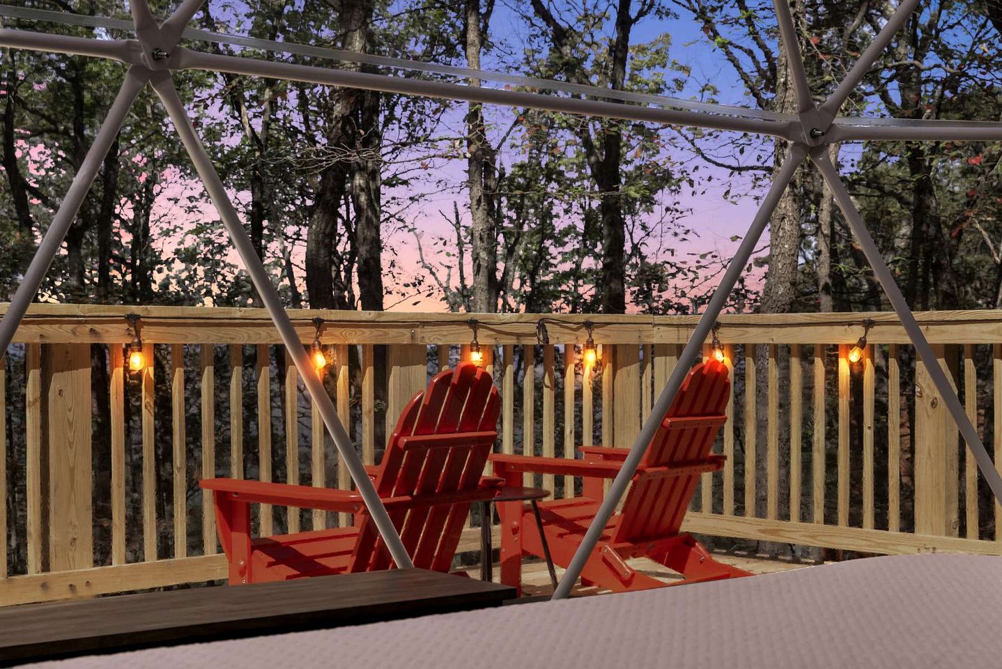 Outstanding Dome with Fire Pit and Hot-tub in Capon Bridge, West Virginia